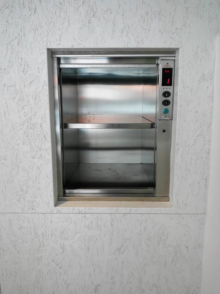 Dumbwaiter in Dubia